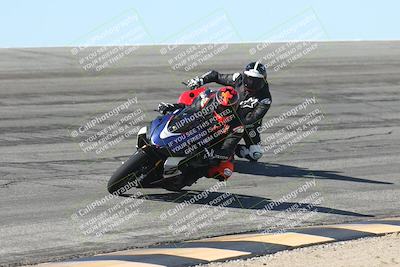 media/Oct-13-2025-Moto Forza (Mon) [[a66d839500]]/3-B Group/Session 2 (Bowl)/